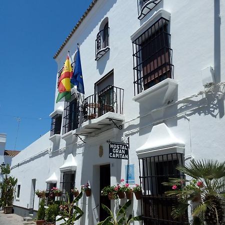Hostal Gran Capitan Chipiona Buitenkant foto