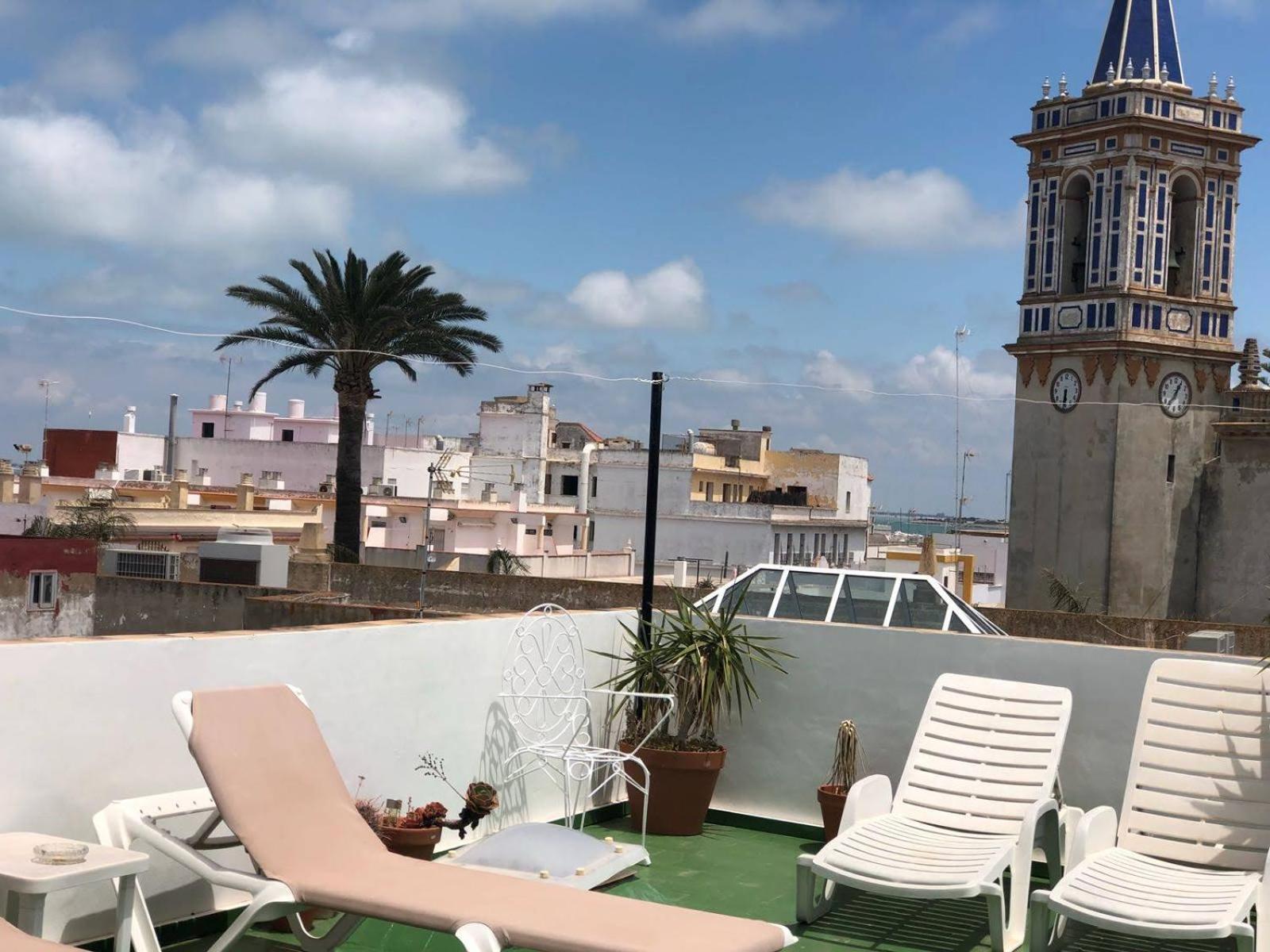 Hostal Gran Capitan Chipiona Buitenkant foto