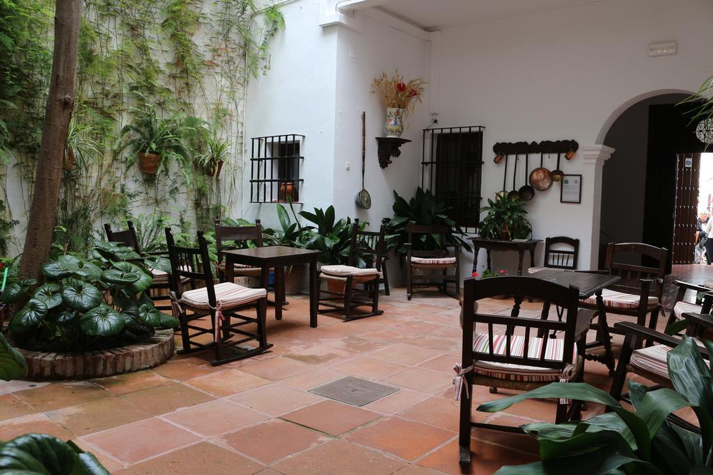Hostal Gran Capitan Chipiona Buitenkant foto