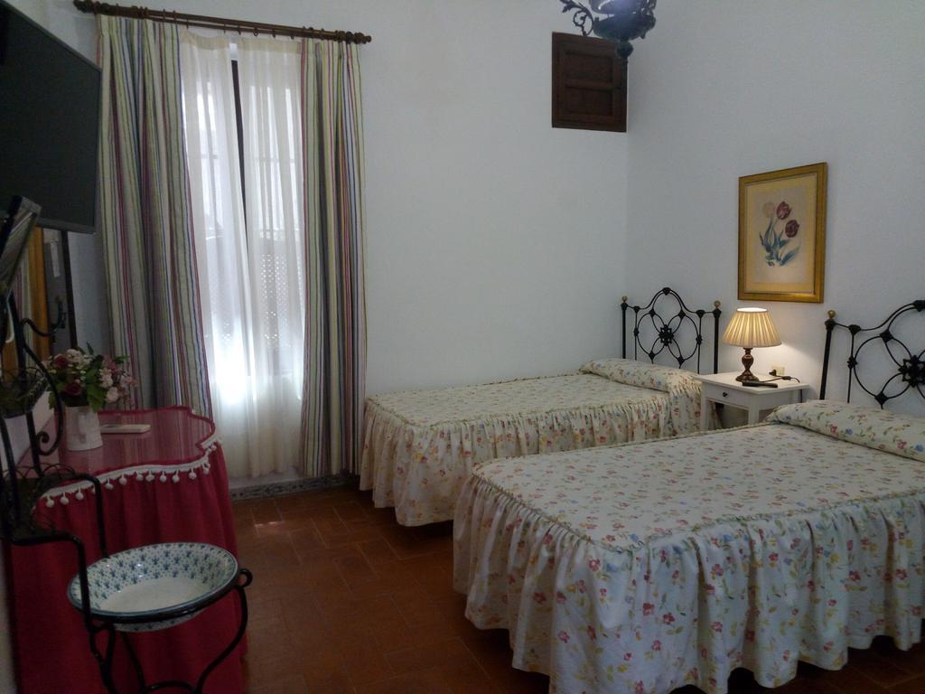 Hostal Gran Capitan Chipiona Buitenkant foto