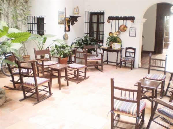 Hostal Gran Capitan Chipiona Buitenkant foto